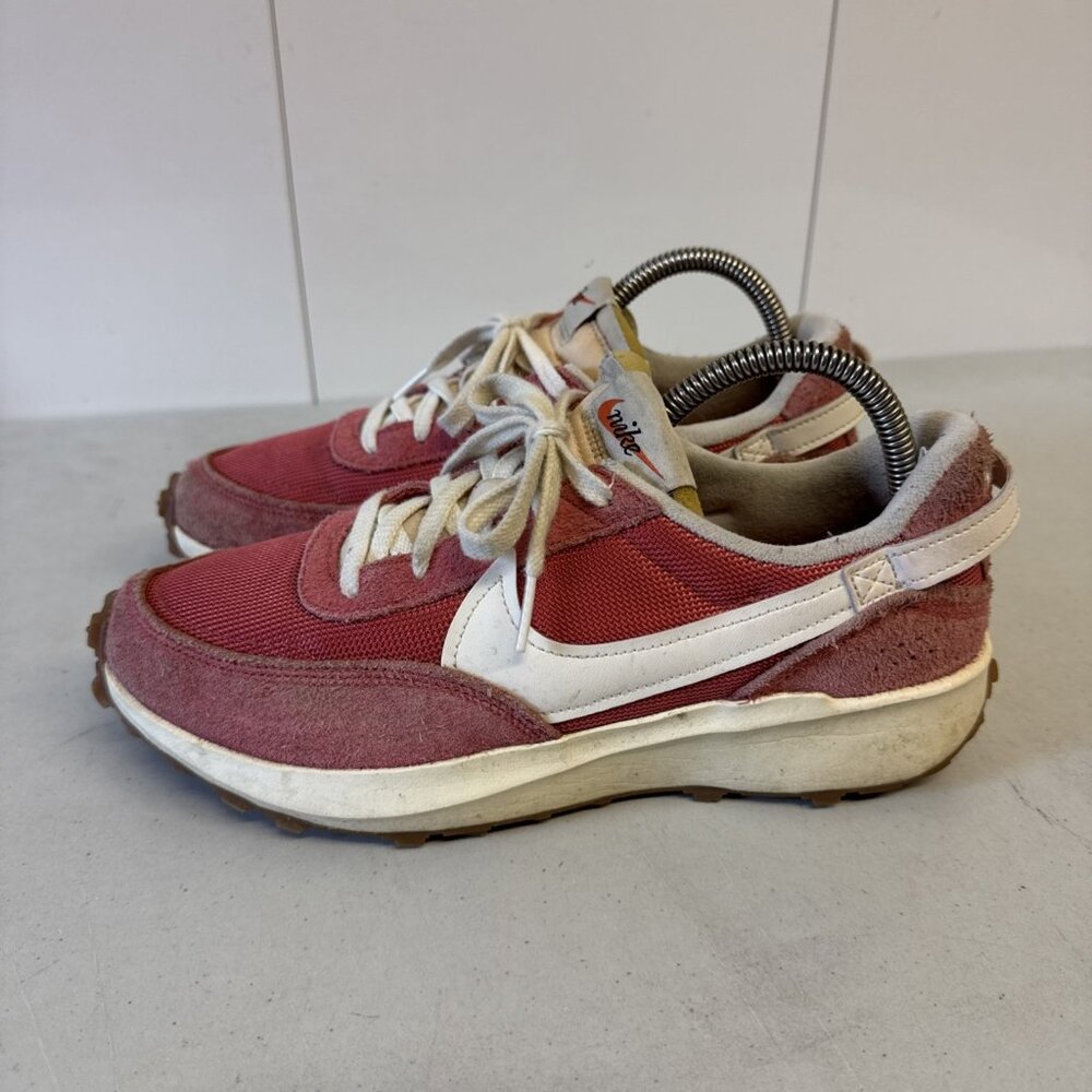 Nike‎ Waffle Debut Shoes Womens Size 9.5 Pink Suede Running Sneakers DX2931-600